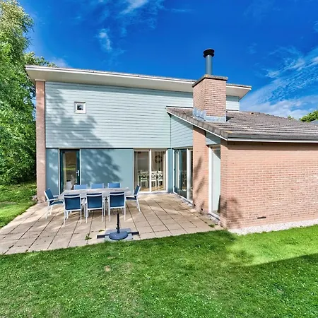 Kijkduinhuis Вилла Монстер